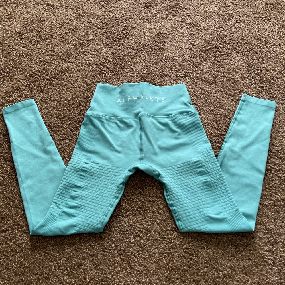 Alphalete Halo leggings